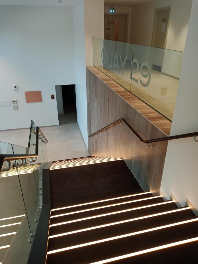 Kings Wharf Quay29 - Large Studio Apartment With 3 Pools - Gym - Rock Views - Holiday And Short Let Apartments In Гибралтар Екстериор снимка